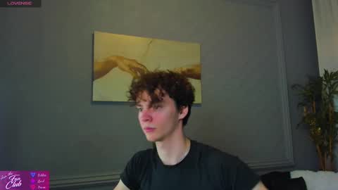 Snapshot of tommy_jamm chatting on 02.12.25 Tommy online show from 02.12.25