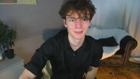Snapshot of tommy_jamm chatting on 02.27.25 Tommy online show from 02.27.25