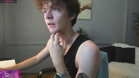 Snapshot of tommy_jamm chatting on 03.04.25 Tommy online show from 03.04.25