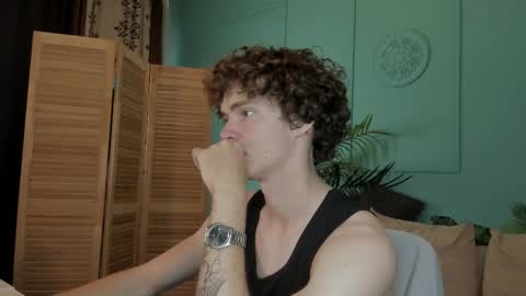 Snapshot of tommy_jamm chatting on 09.13.25 Tommy online show from 09.13.25