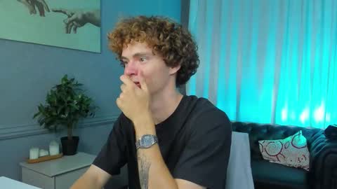 Snapshot of tommy_jamm chatting on 09.15.25 Tommy online show from 09.15.25