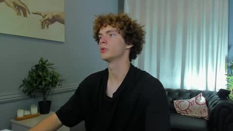 Snapshot of tommy_jamm chatting on 09.16.25 Tommy online show from 09.16.25