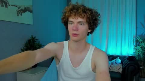 Snapshot of tommy_jamm chatting on 09.17.25 Tommy online show from 09.17.25