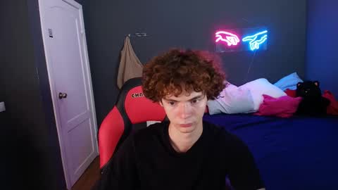 Snapshot of tommy_jamm chatting on 09.18.25 Tommy online show from 09.18.25