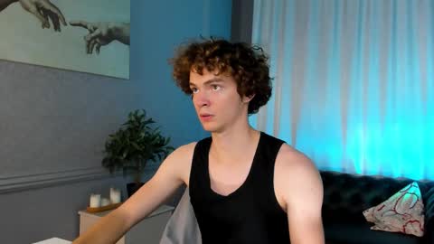Snapshot of tommy_jamm chatting on 10.03.25 Tommy online show from 10.03.25