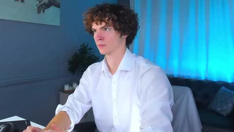 Snapshot of tommy_jamm chatting on 10.09.25 Tommy online show from 10.09.25