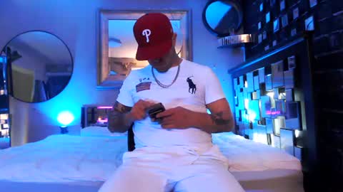 Snapshot of tommy_knuckles chatting on 05.16.26 Tommy online show from 05.16.26