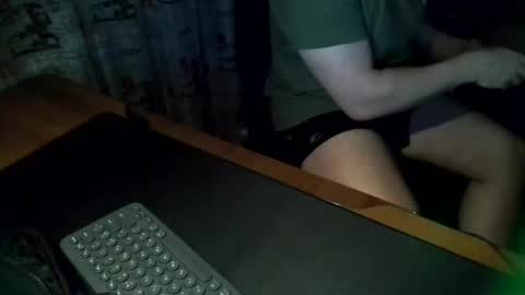 Tommi Li online show from 01.07.25