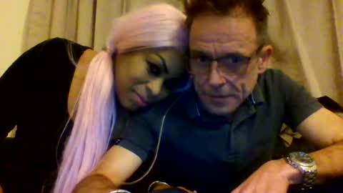 tommyandtomara online show from 04.06.26