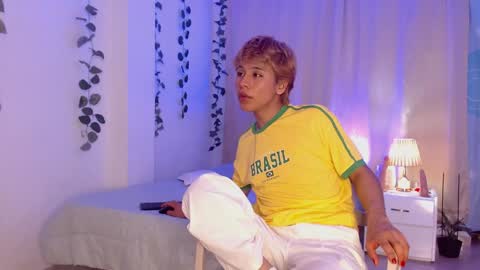 Tommy Foxboy online show from 01.21.25