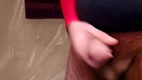 Snapshot of tommypressure chatting on 01.28.25 tommypressure online show from 01.28.25