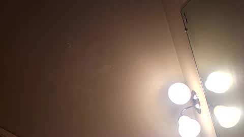 Snapshot of tommypressure chatting on 10.29.25 tommypressure online show from 10.29.25