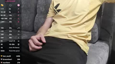 Snapshot of tommyshe1by chatting on 09.13.25 tommyshe1by online show from 09.13.25