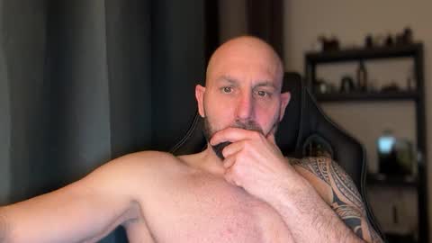 Thomas Fit online show from 04.04.26