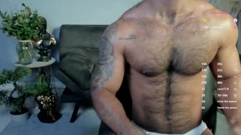 tomy_scott6 online show from 10.17.25