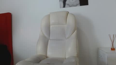 TONI BELMONT online show from 03.10.25