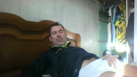 tonio1972 online show from 11.04.25