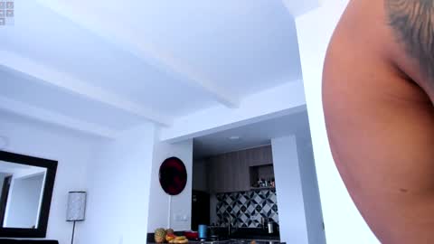 tony muscle1 online show from 12.26.24