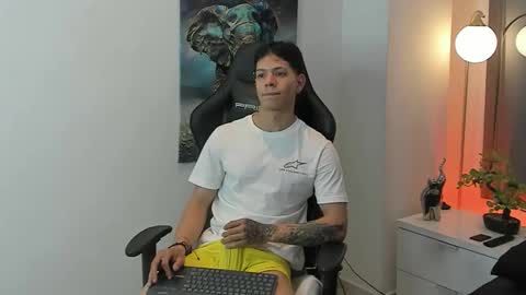 tony_petrov online show from 11.26.25