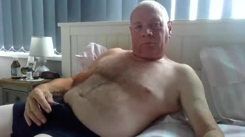 Snapshot of tonygibbson62 chatting on 07.29.26 tonygibbson62 online show from 07.29.26
