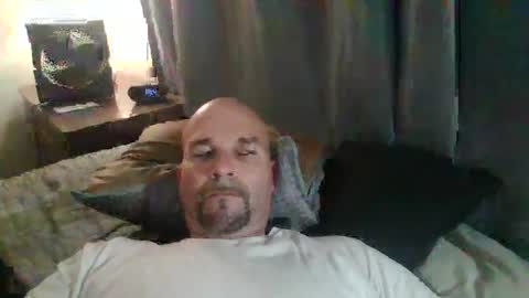Snapshot of tonyizhere0211 chatting on 02.15.25 tonyizhere0211 online show from 02.15.25