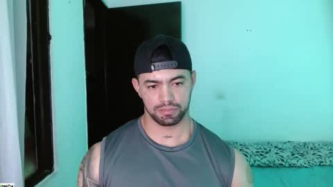 Snapshot of tonyking21 chatting on 10.22.25 ANTONY online show from 10.22.25