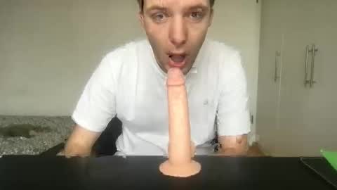 Max online show from 01.12.26