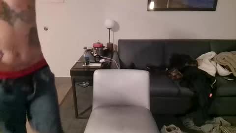 Snapshot of toomuchsmoke chatting on 02.07.25 toomuchsmoke online show from 02.07.25