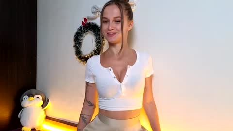 Kira online show from 12.21.24