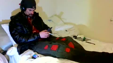 Snapshot of topdogintraining93 chatting on 02.12.26 SagMeOreduceMe online show from 02.12.26