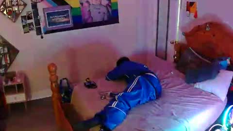 Snapshot of topdogintraining93 chatting on 02.16.26 SagMeOreduceMe online show from 02.16.26