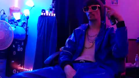 Snapshot of topdogintraining93 chatting on 02.25.26 SagMeOreduceMe online show from 02.25.26