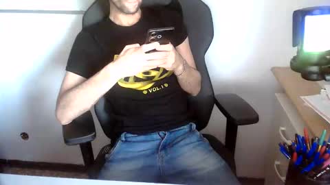 Snapshot of topg84 chatting on 05.25.26 Topg84 online show from 05.25.26