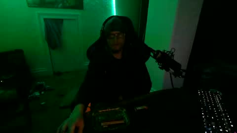 topplesstable18075 online show from 01.27.25