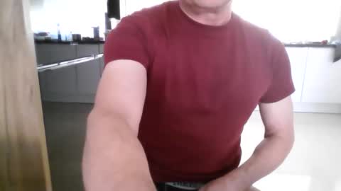 topsecreton online show from 04.15.26