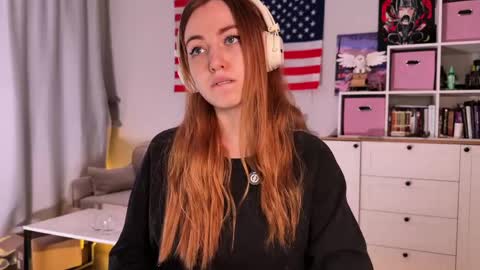 Lina  Next stream January 4  11am UTC 0 online show from 04.18.26