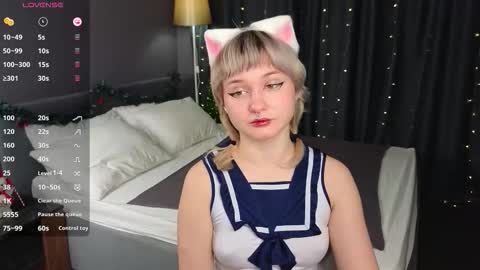 Tori online show from 12.04.25