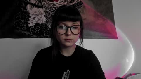 Snapshot of toriayun0 chatting on 01.11.25 your personal gothic girl check it online show from 01.11.25