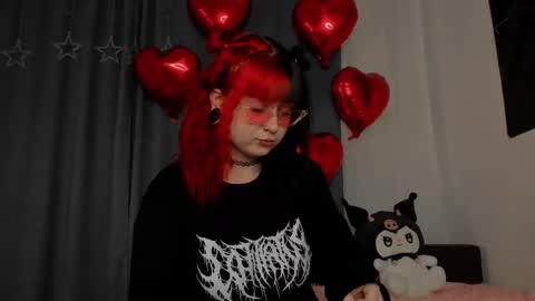 Snapshot of toriayun0 chatting on 02.19.25 your personal gothic girl check it online show from 02.19.25