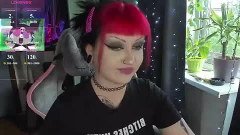 your personal gothic girl check it    online show from 06.15.26