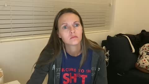 Tori Ryann online show from 12.23.24