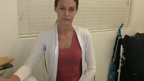 Tori Ryann online show from 01.04.25