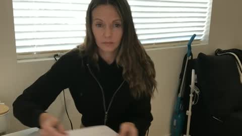 Tori Ryann online show from 01.06.25