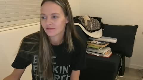 Tori Ryann online show from 02.17.25