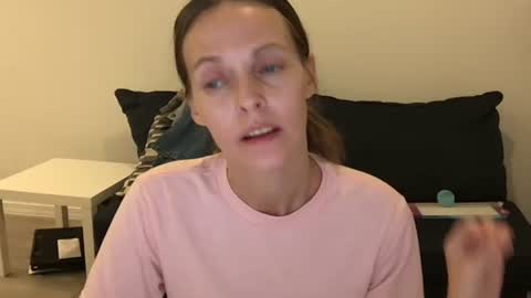 Tori Ryann online show from 09.09.25