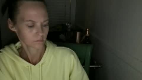 Tori Ryann online show from 01.10.26