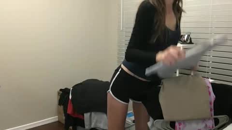 Tori Ryann online show from 02.12.26