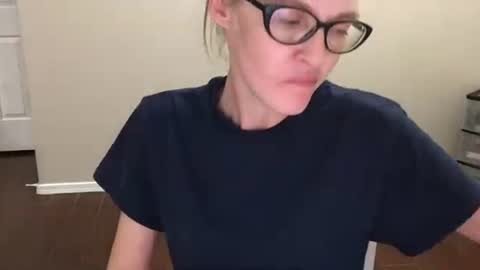 Tori Ryann online show from 04.21.26