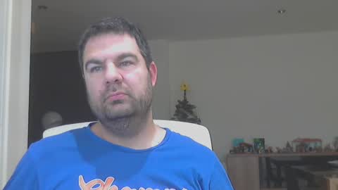 Snapshot of tork83 chatting on 12.25.24 Tork 83 online show from 12.25.24