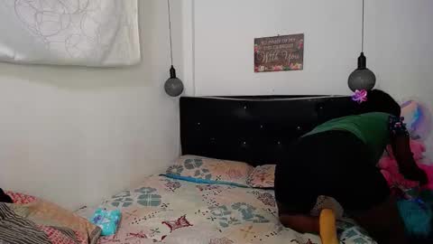 tory_montannaxx online show from 03.11.25